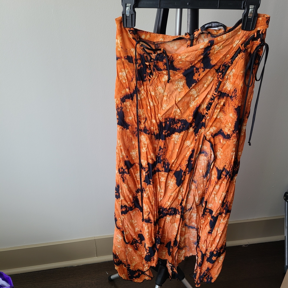 Urban Outfitters Orange and Black Tie-Dye Skirt